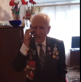 Глава Калмыкии Бату Хасиков поздравил лично по телефону ветеранов Калмыкии